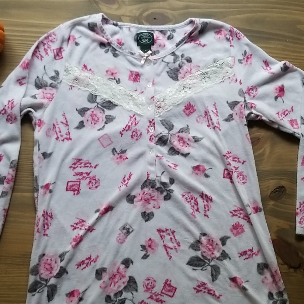 Laura Ashley long sleeve light fleece sleep dress